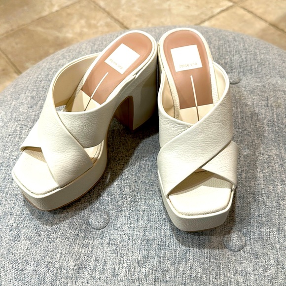 Dolce Vita Square Toe Chunky Heels - Picture 3 of 8